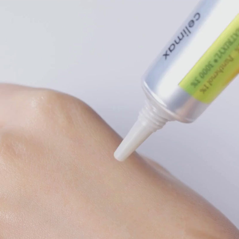 Applying Celimax Retinal shot tube on a hand